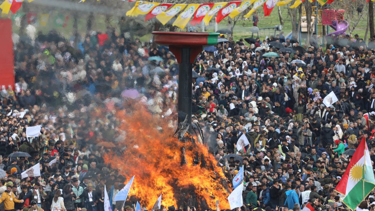 Fotoğraflarla Diyarbakır Newrozu - Resim : 2