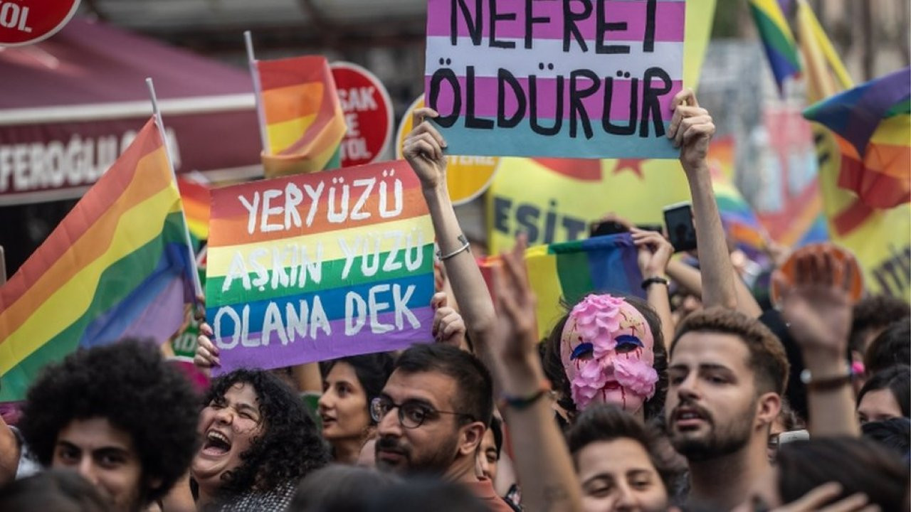 KaosGL'den 'Nefrete değil, hayata ses ver' yayını: LGBTİ+ hakları canlı yayında tartışılacak