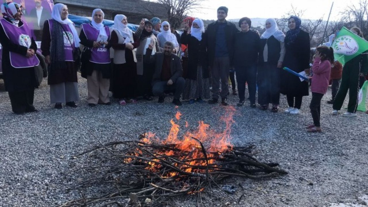 Diyarbakır Silvan'da ilk Newroz ateşi yakıldı