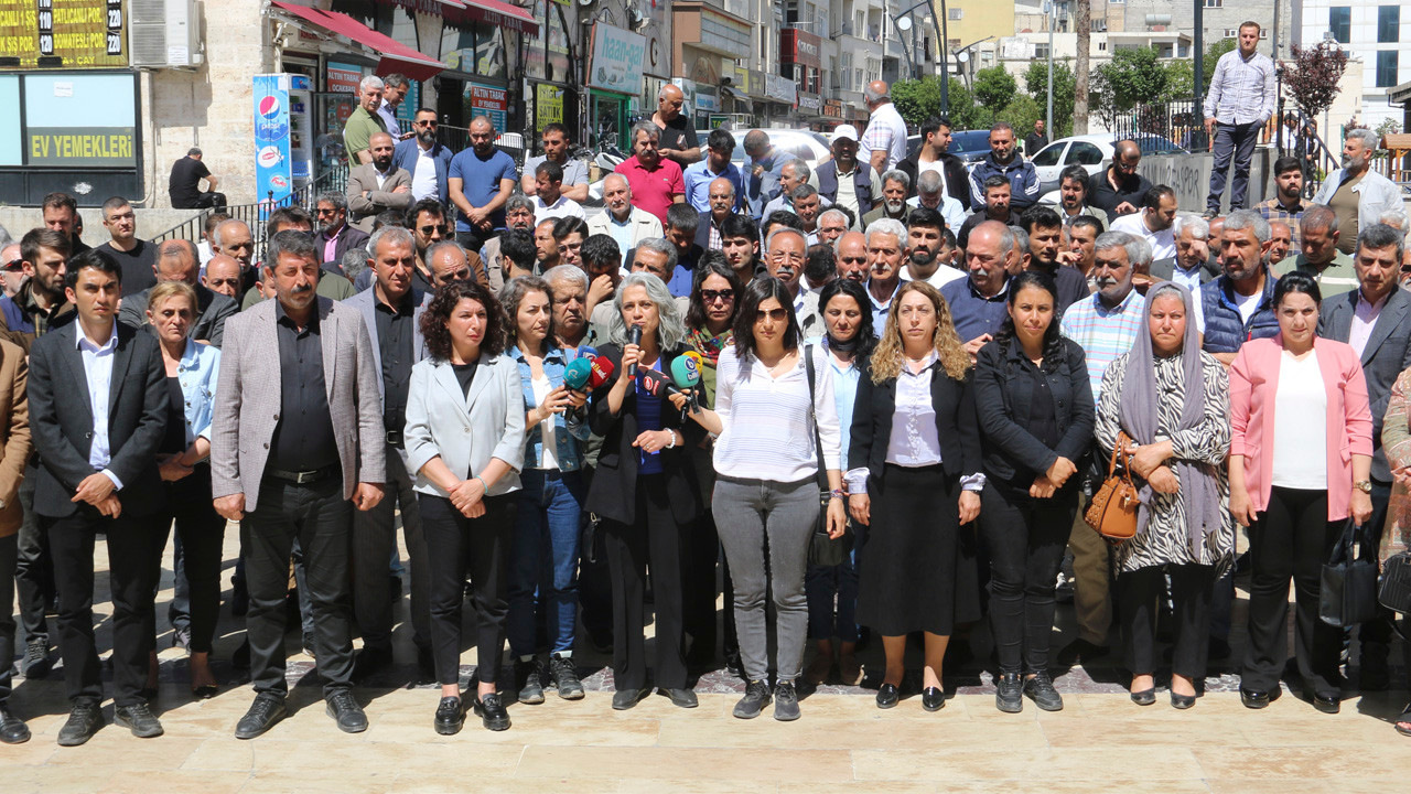 Hilvan ve Hafeti'de seçim yenileme kararı Urfa'da protesto edildi