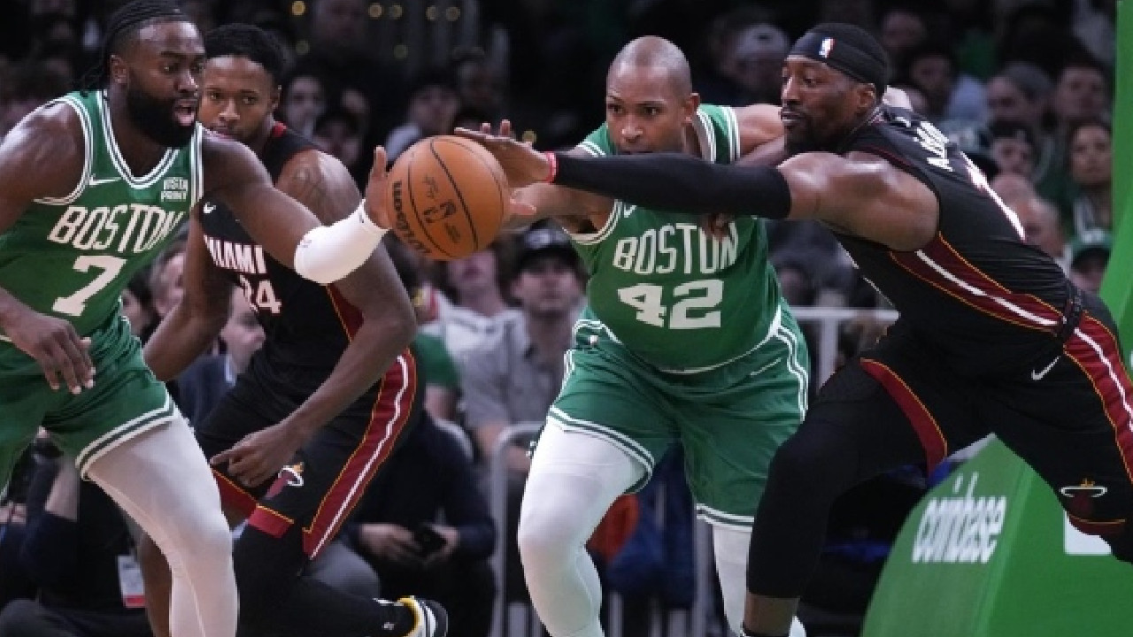 NBA'da Play-Off heyecanı iki maçla devam etti: Miami deplasmanda Celtics'i yenerek seriyi 1-1 yaptı