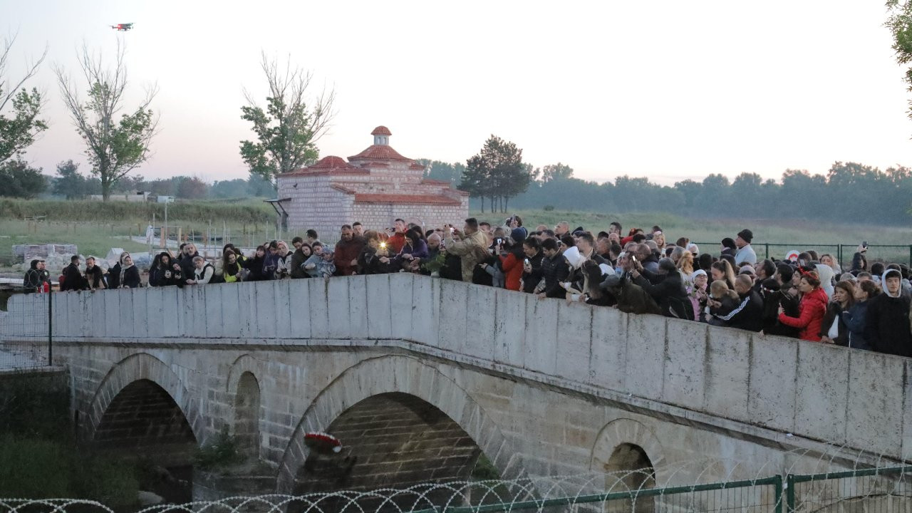 Kakava Şenlikleri üçüncü gününde: Dileklerini Tunca Nehri'ne bıraktılar