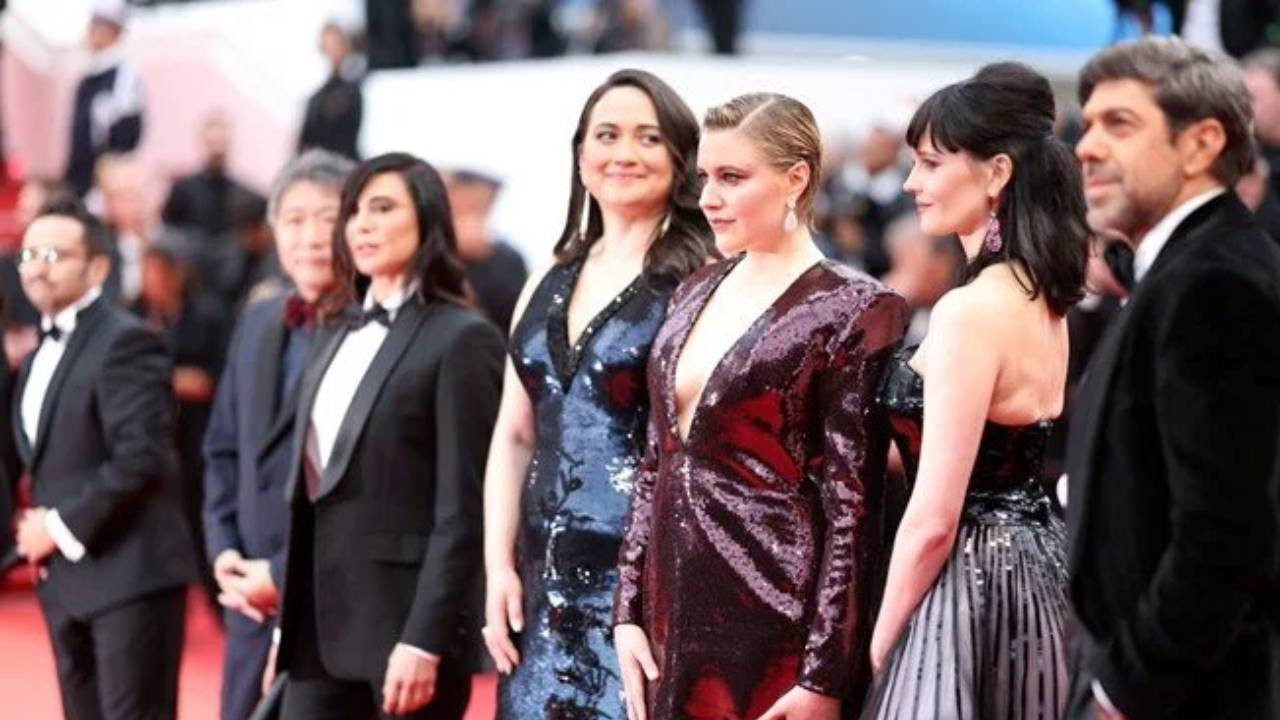 77'nci Cannes Film Festivali'nde, sinema emekçileri eylem yaptı