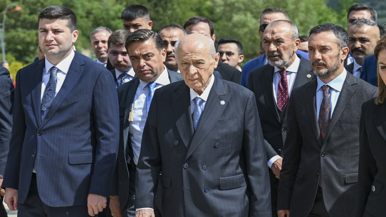 Bahçeli'den Sinan Ateş cinayeti açıklaması: 'İsnatlar ve ithamlar ayaklarımızın altındadır'