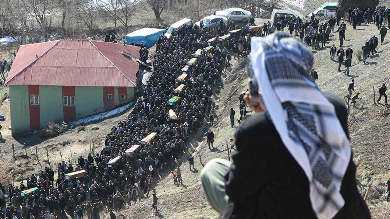 Roboskî'yi anan müdüre kınama, görevden alma ve dava