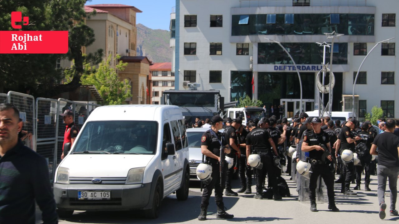 Gözaltındaki Hakkari Belediye Başkanı adliyeye getirildi: Duruşma başladı