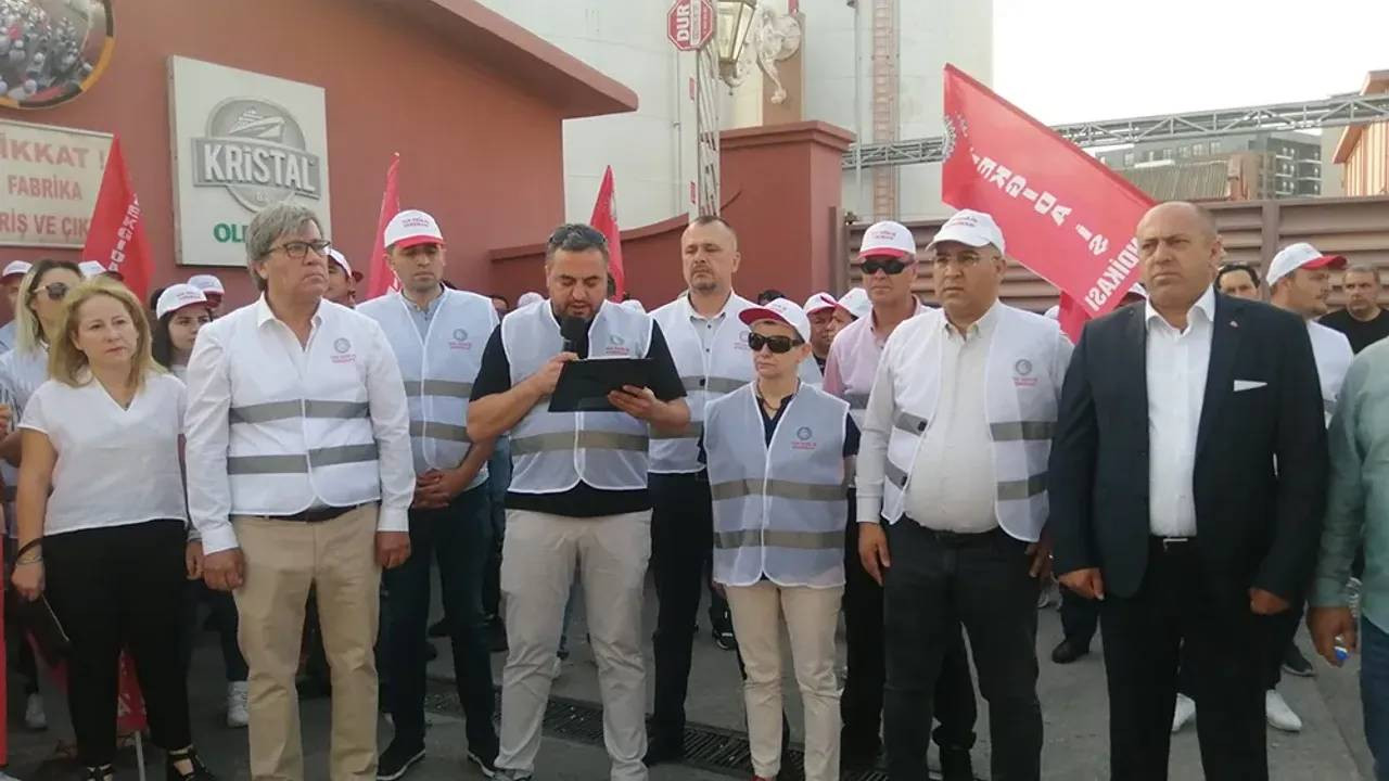 Kristal Yağ işçileri greve çıktı: İzmir'deki fabrikada üretim durdu