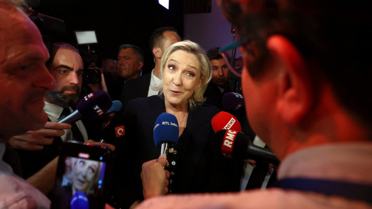 Fransa seçimlerinde birinci olan Marine Le Pen'den ilk açıklama