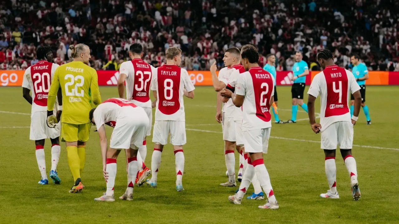 Ajax - Panathinaikos maçında 34 penaltı kullanıldı