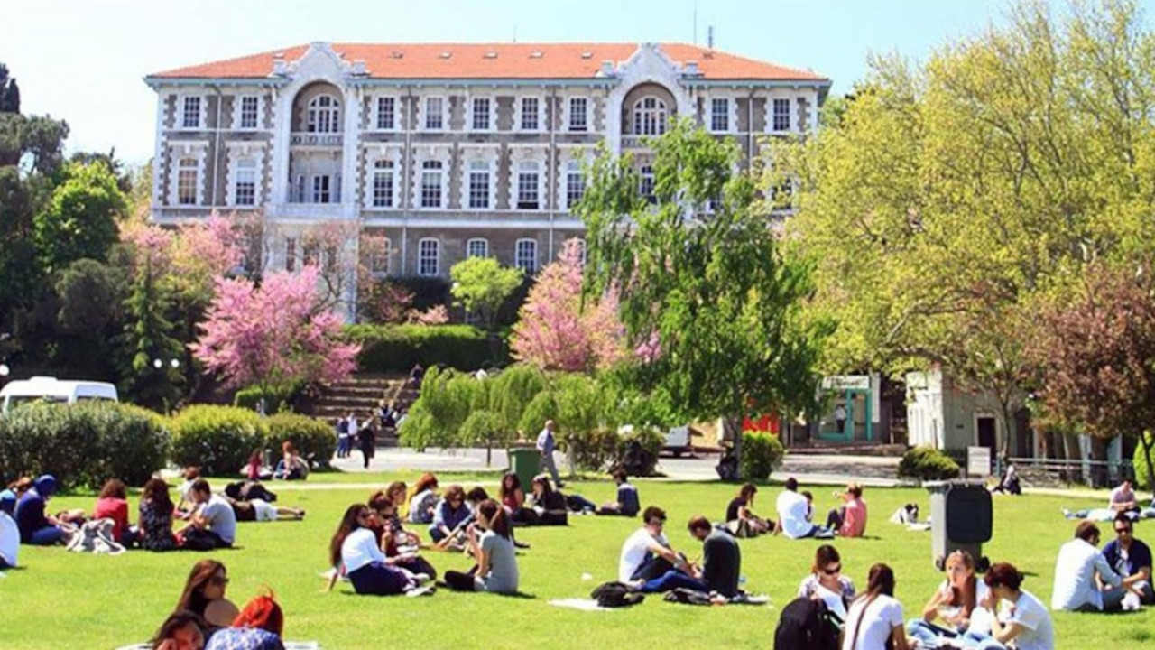 Rektör Naci İnci'nin yönetimindeki Boğaziçi Üniversitesi'nin son 'transferi', Ensar Vakfı'ndan