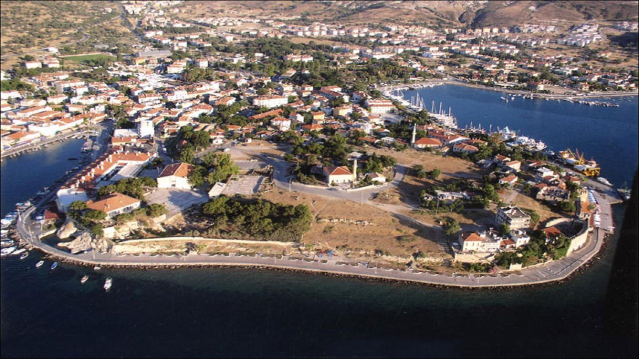 Urla'da yer bulamayanların ikinci adresi olan İzmir'deki ilçe... Akın akın arsa alıyorlar