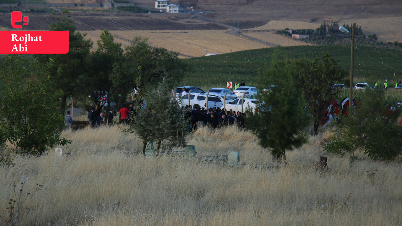 Bakanlar Narin Güran'ın köyüne gitti: Ziyaret öncesi mezarlık ablukaya alındı, köyde sessizlik hakim