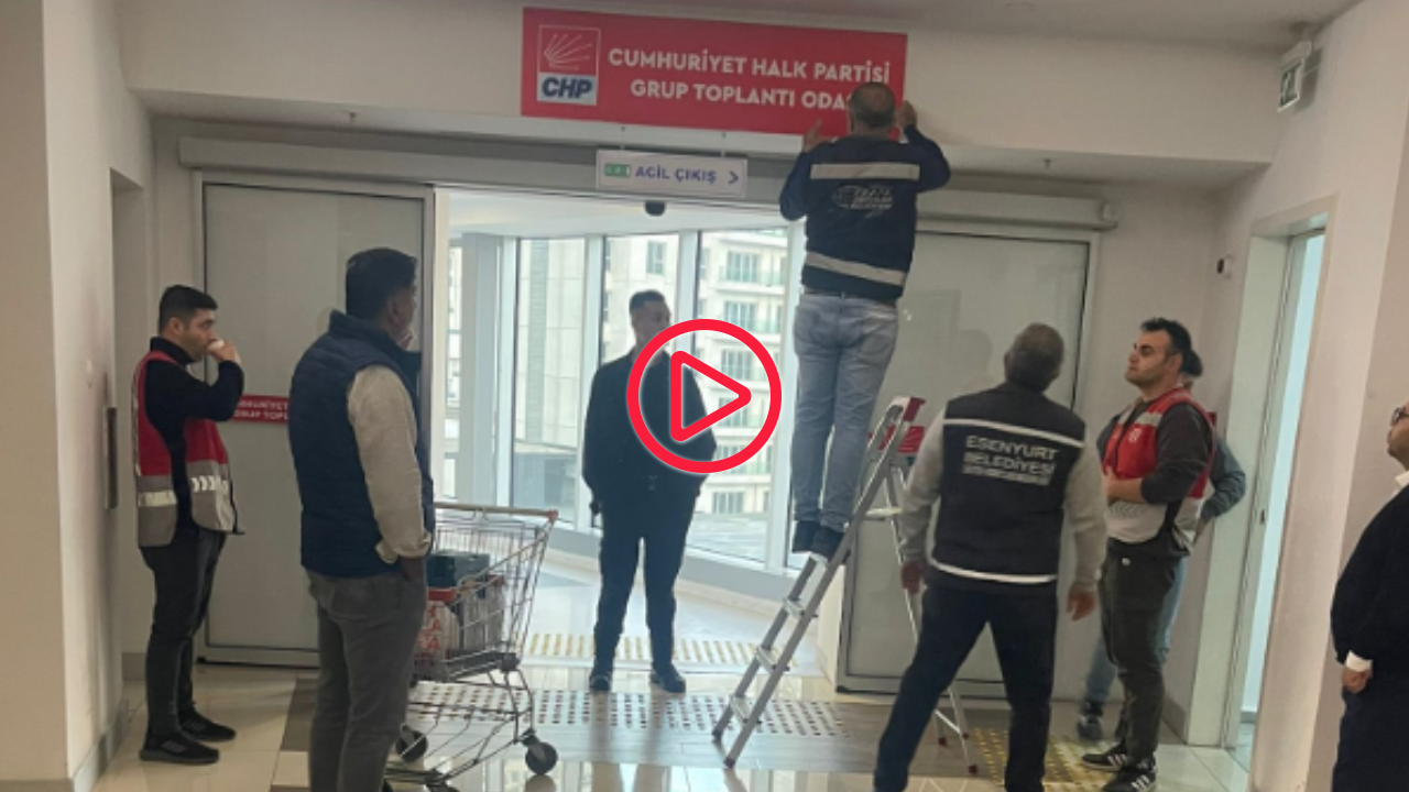 Esenyurt kayyımının talimatıyla CHP Grup Toplantı Odası kilitlendi