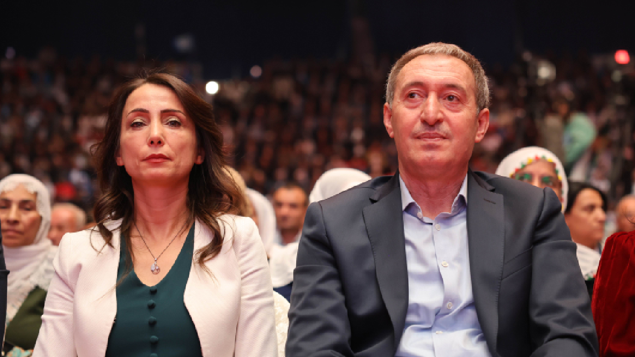 DEM Parti Eş Genel Başkanları: İktidar insanlık onurunu ayaklar altına alıyor