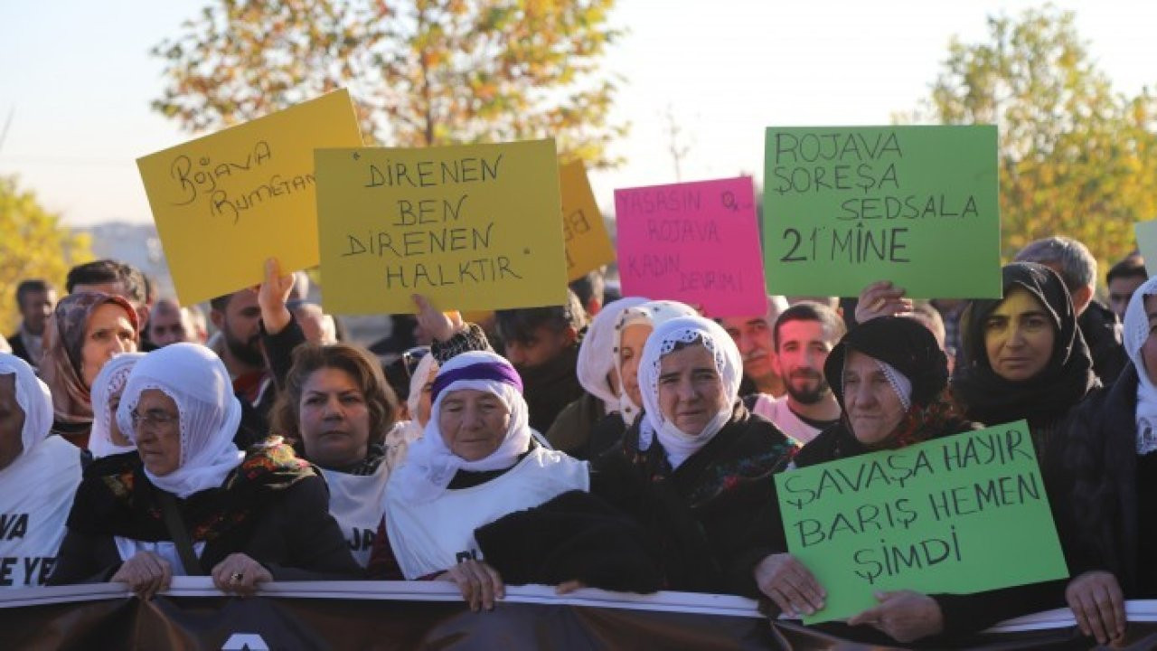 Nusaybin-Kamışlo sınırında nöbet sürüyor: 'İşgalcilerin bitmeyen oyunlarına karşı kazanan Kürt halkı olacak'