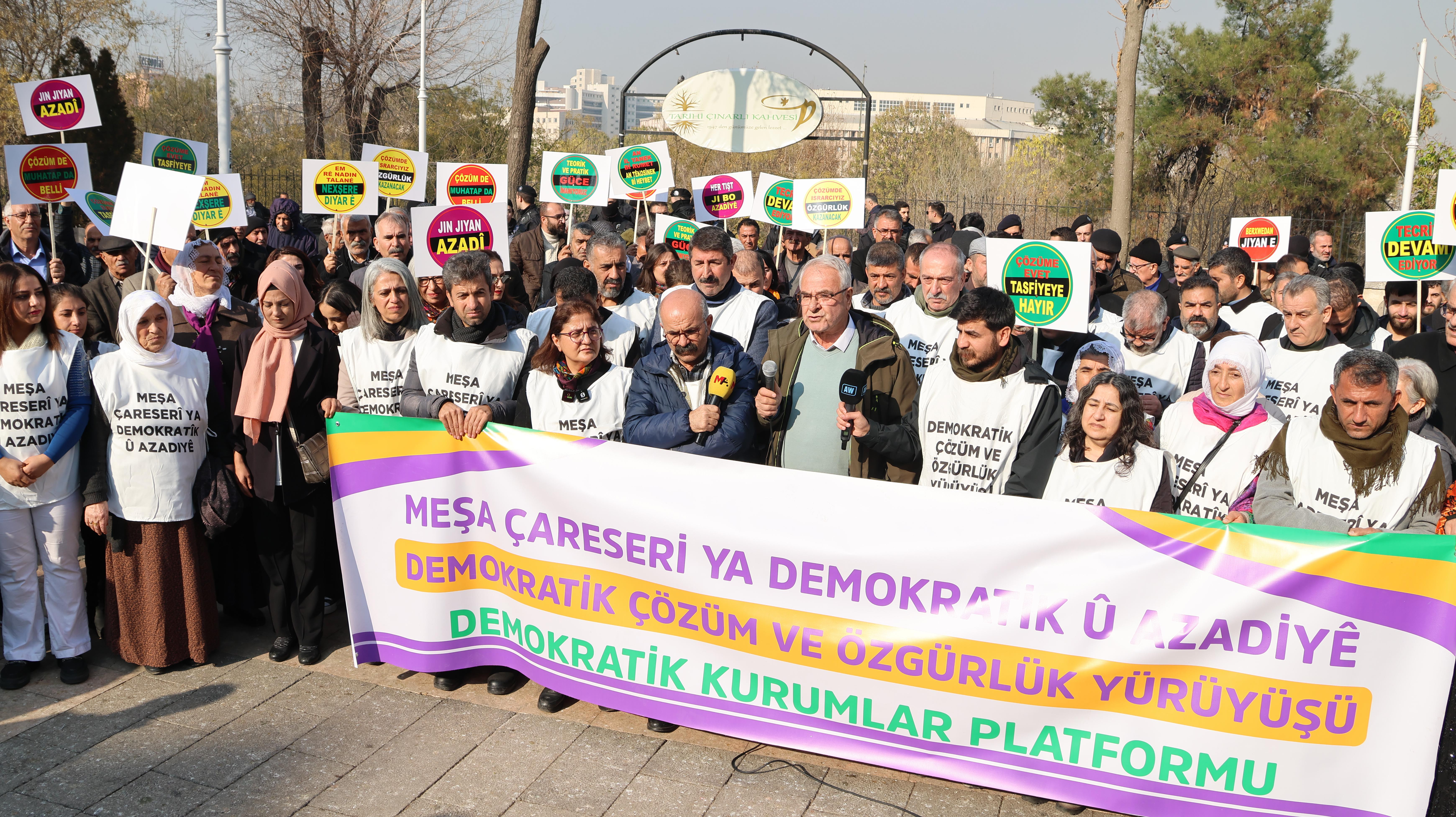 Özgürlük ve çözüm' yürüyüşü Antep'te: 'Çözümde ısrarcıyız, kazanacağız'