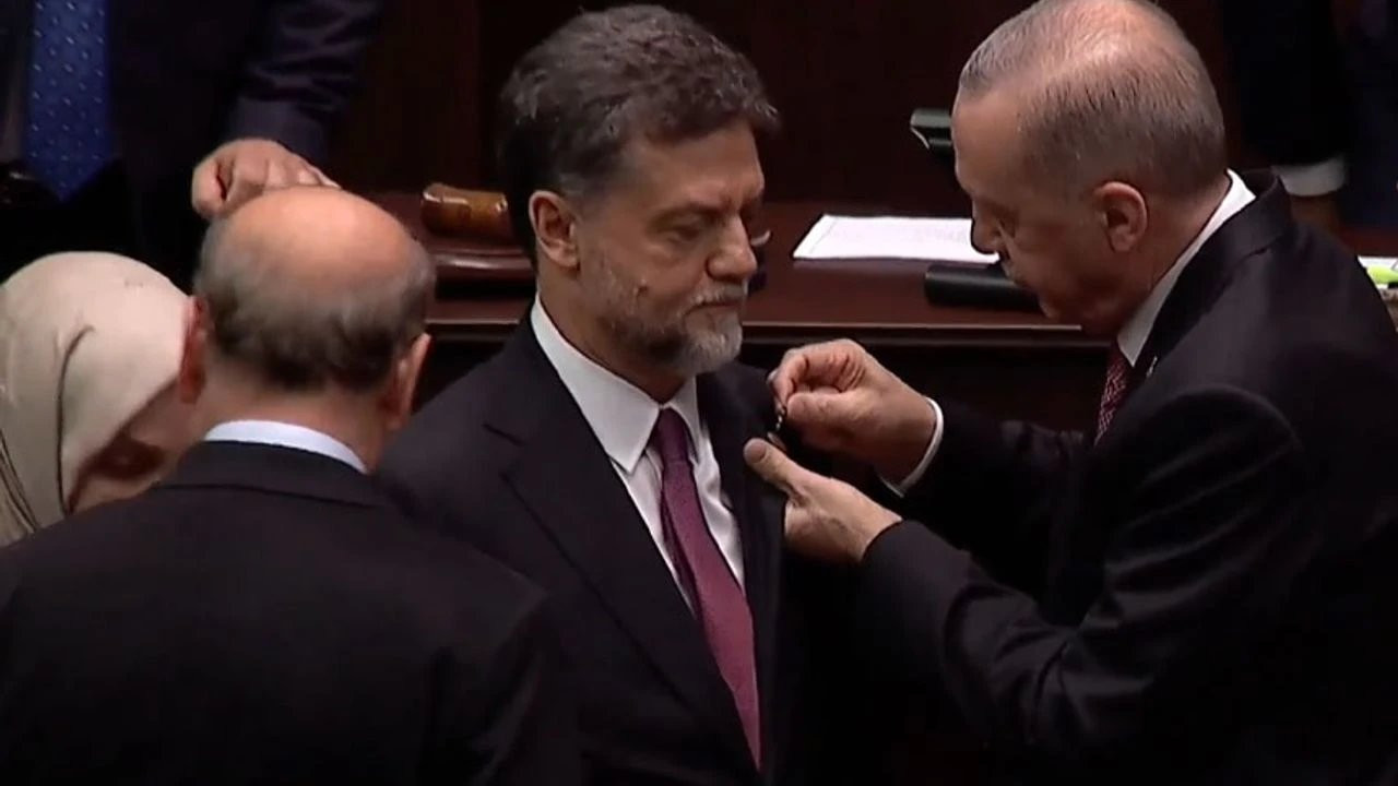 Gelecek Partisi'nden istifa eden Nedim Yamalı AKP'ye geçti